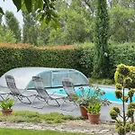 Apartment Tuende Nene Zanka