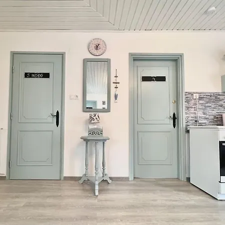 Tuende Nene Apartment