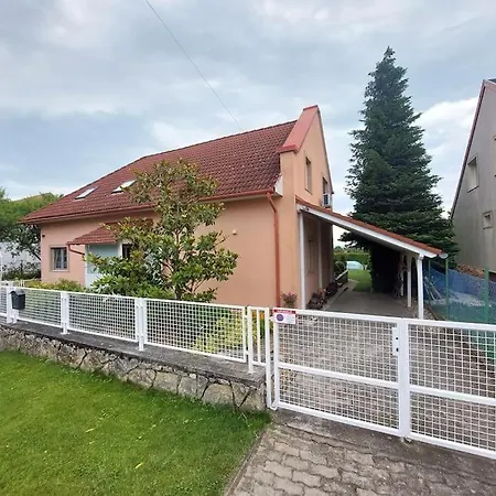 Tuende Nene Apartment *